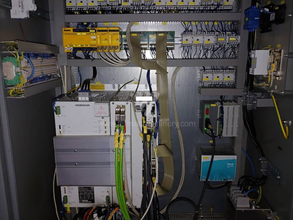 DMC 835 V