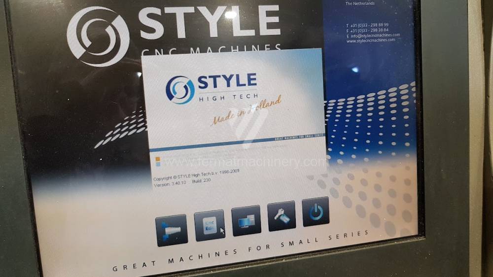 STYLE 630 x 2000