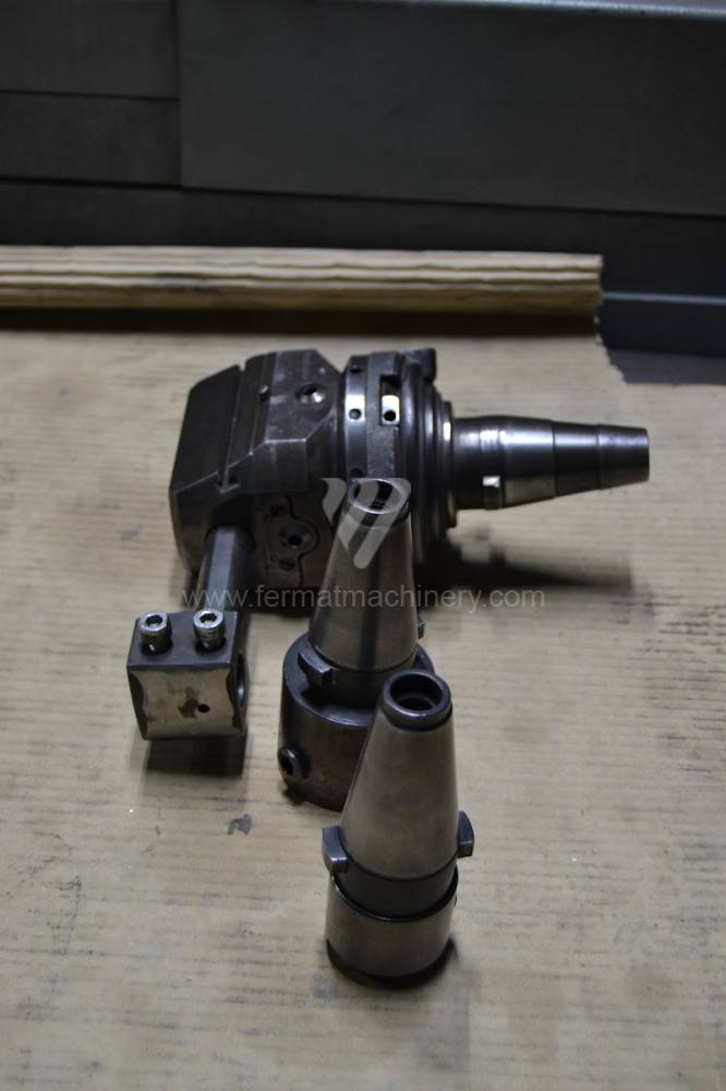 Vodorovná vyvrtávačka / Stolová – průměr vřetena do 90 mm / DIXI 75 CNC