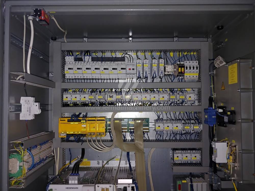 DMC 835 V