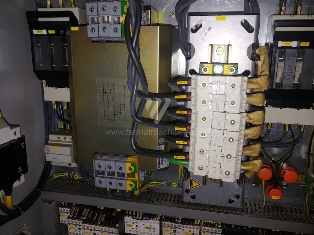 MCV 1000 5AX
