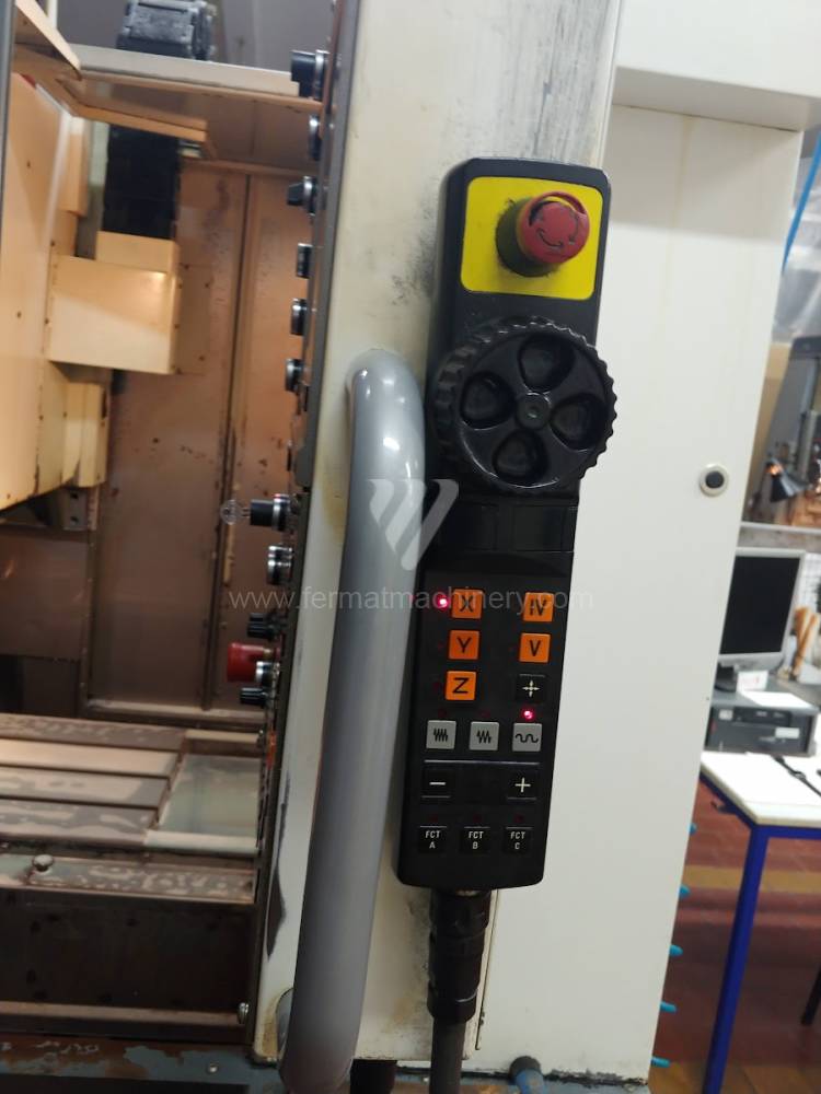 MCV 750 CNC