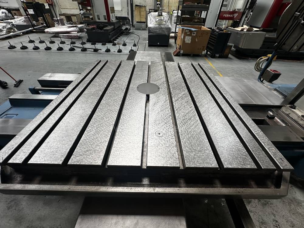 Borers horizontal / Table - diameter of spindle over 90 mm / W 100 A