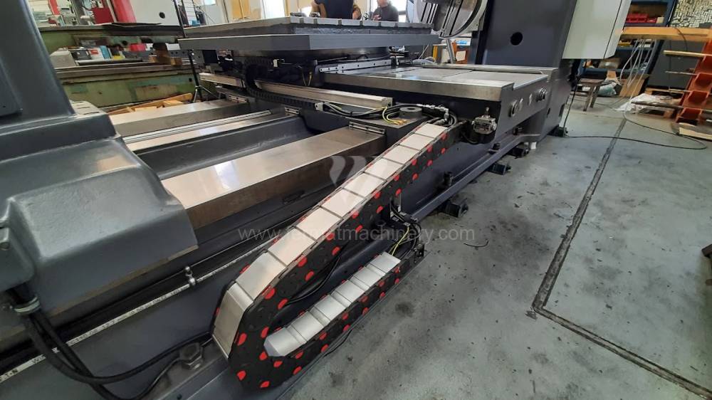 Borers horizontal / Table - diameter of spindle over 90 mm / W 100 A