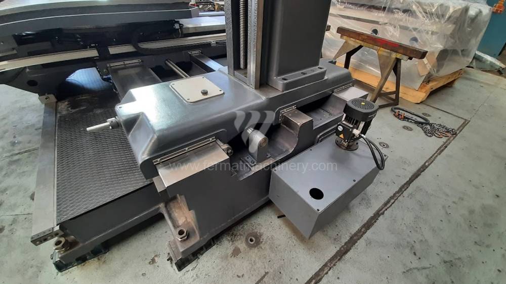 Borers horizontal / Table - diameter of spindle over 90 mm / W 100 A