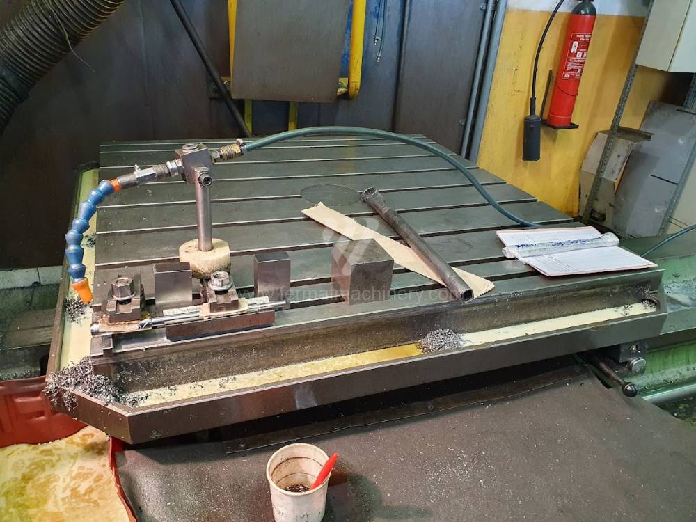 Borers horizontal / Table - diameter of spindle over 90 mm / W 100  A