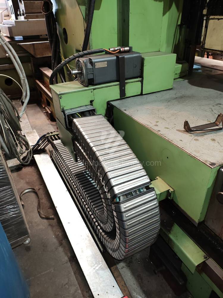 Borers horizontal / Table - diameter of spindle over 90 mm / WHN 13