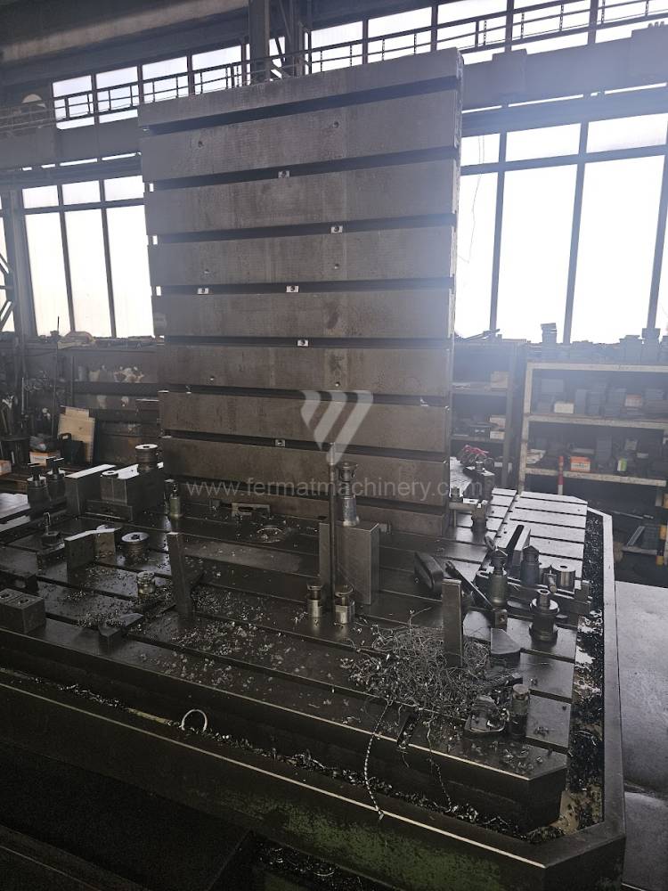 Borers horizontal / Table - diameter of spindle over 90 mm / WHQ 13.8 CNC