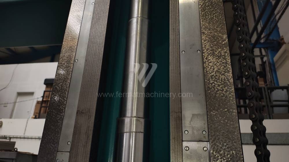 Boring and drilling machines / Co-ordinate / WKV 100