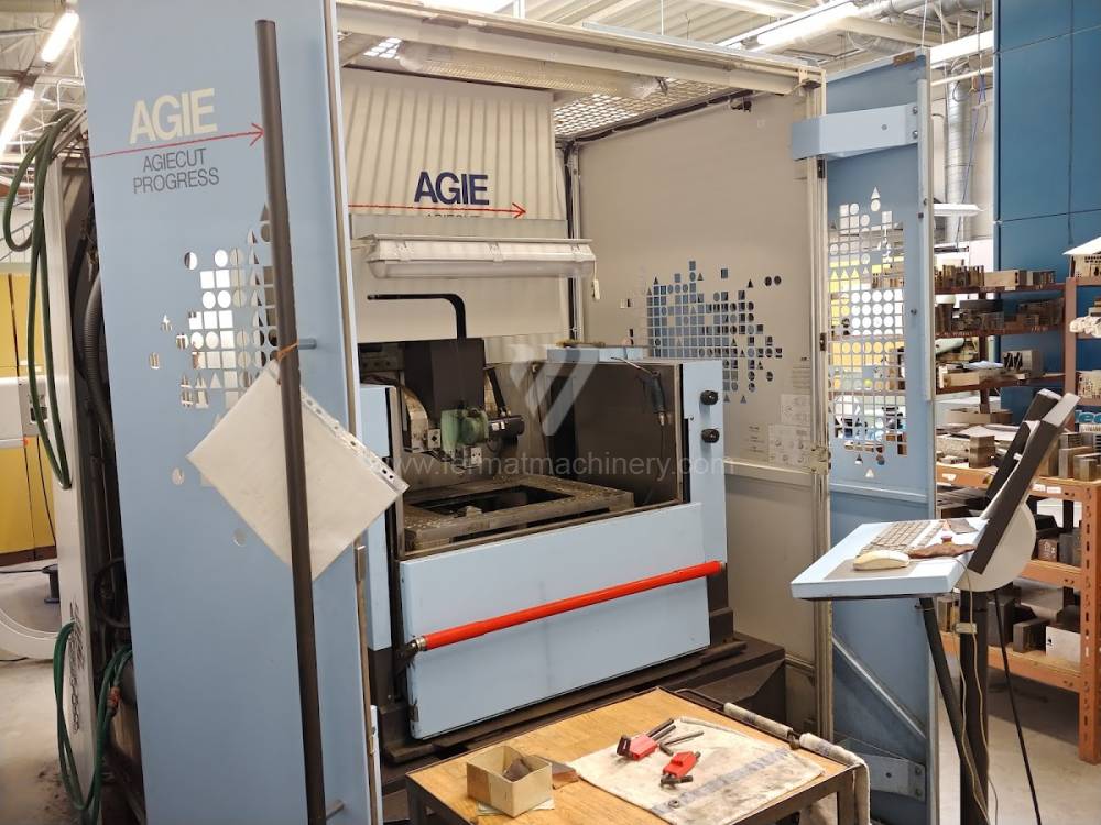 Used machines Cutting equipments / MATRA FANUC TAPE CUT W2 Fermat machinery