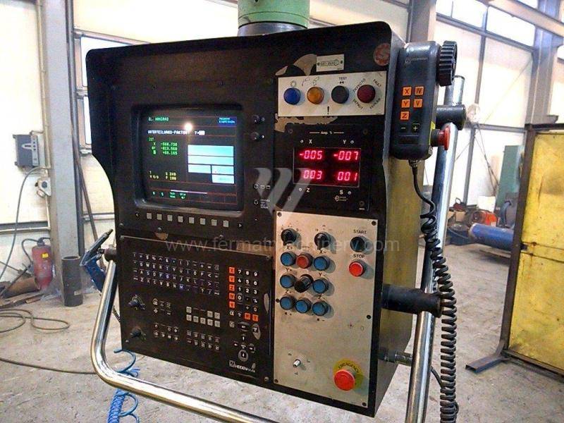 Milling machines / Universal / Correa A25-40