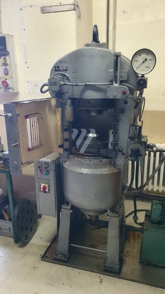 CZR 600-2