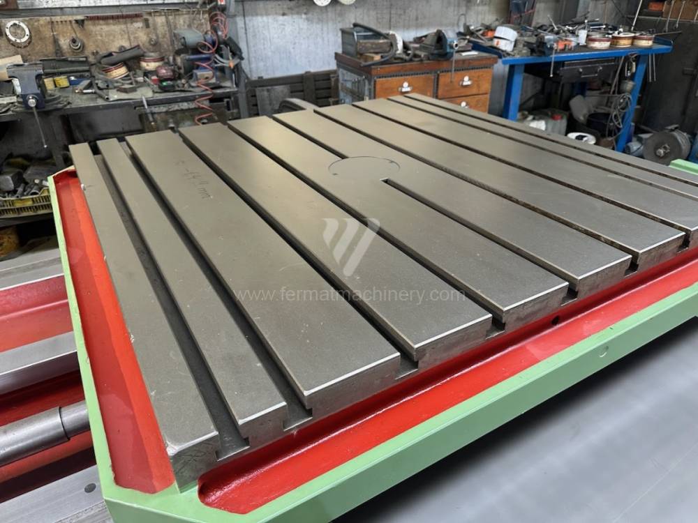 Mandrinadora horizontal / Fija - husillo más de 90 mm de diámetro / W 100 CNC