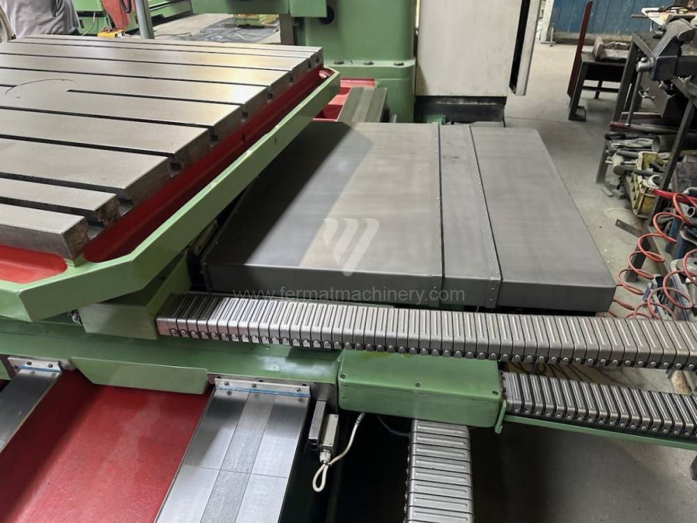 Mandrinadora horizontal / Fija - husillo más de 90 mm de diámetro / W 100 CNC