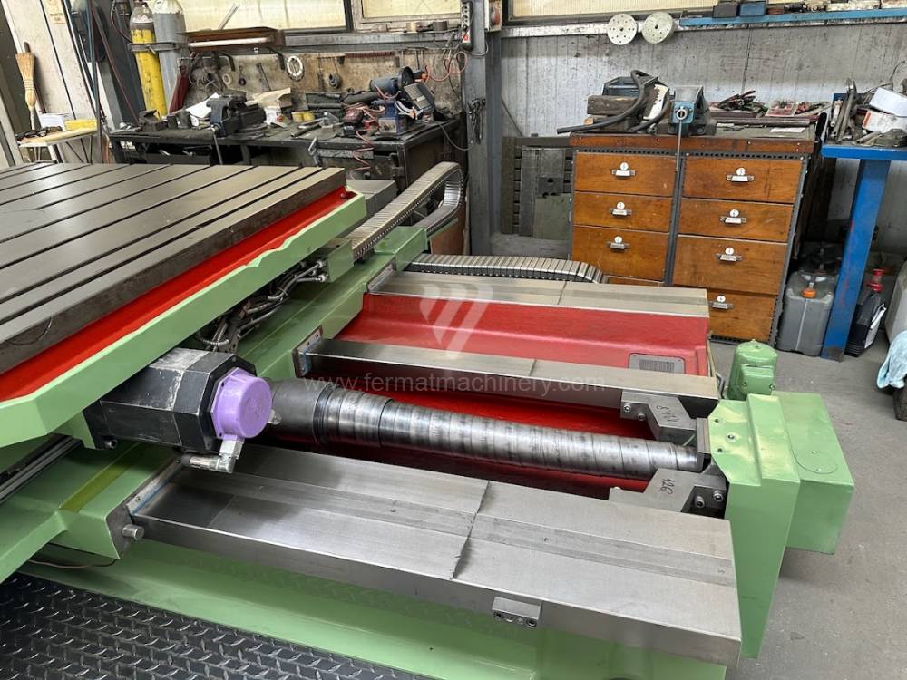 Mandrinadora horizontal / Fija - husillo más de 90 mm de diámetro / W 100 CNC