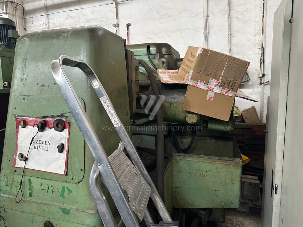 Maquinaria para fabricación de engranajes / Máquina de tallar engranajes por fresa-madre / 5 K 324 A