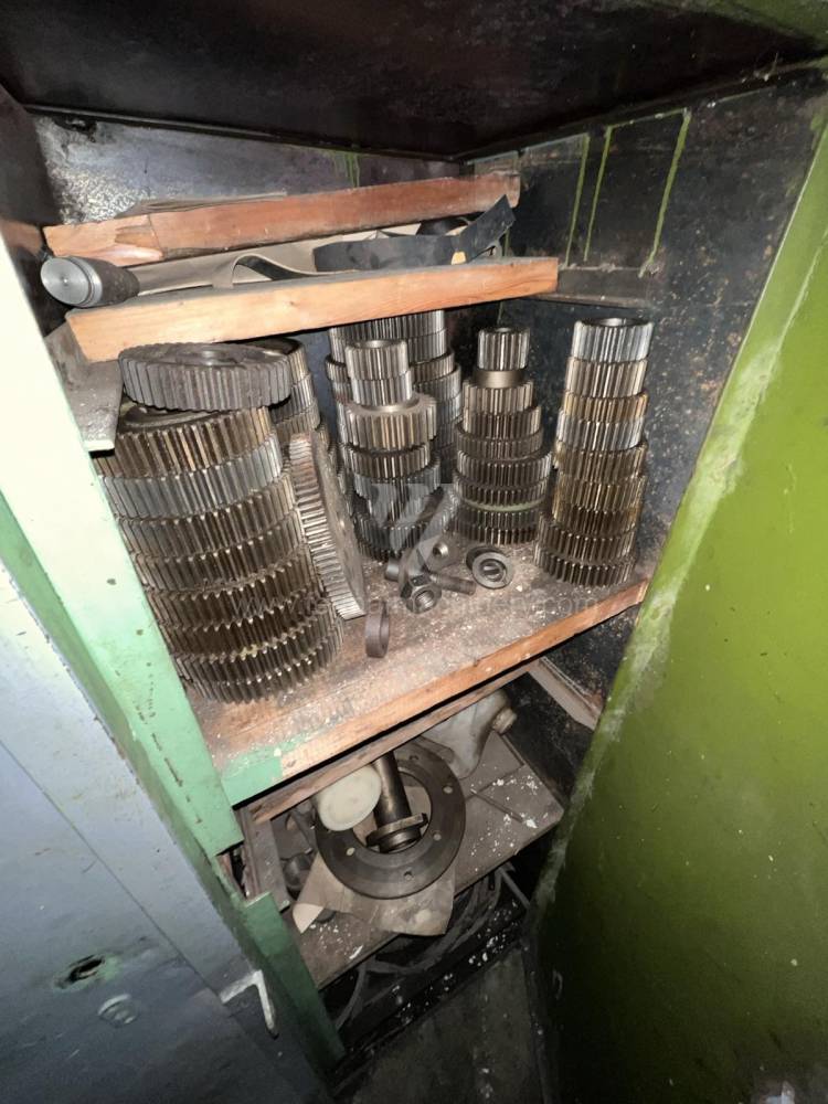 Maquinaria para fabricación de engranajes / Máquina de tallar engranajes por fresa-madre / 5K32