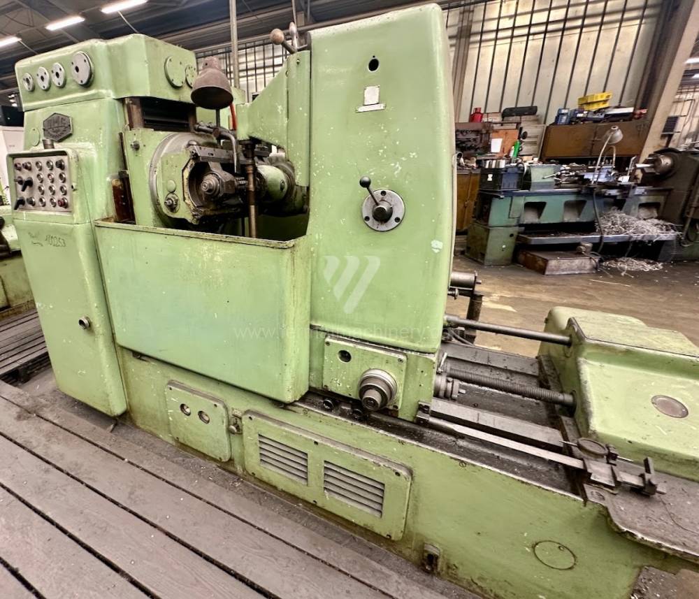 Maquinaria para fabricación de engranajes / Máquina de tallar engranajes por fresa-madre / FD 500
