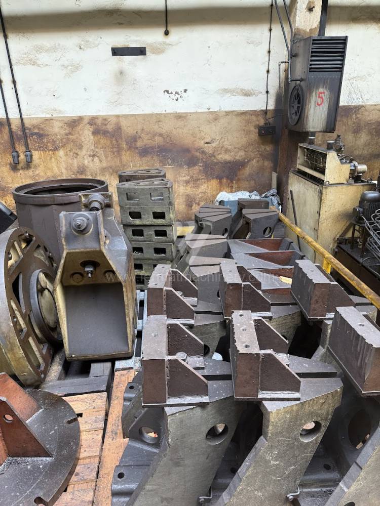 Maquinaria para fabricación de engranajes / Máquina de tallar engranajes por fresa-madre / ZFWZ 3150/3