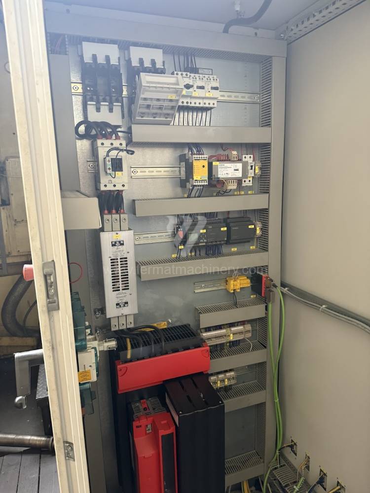 Maquinaria para fabricación de engranajes / Máquina de tallar engranajes por fresa-madre / ZFWZ 3150/3