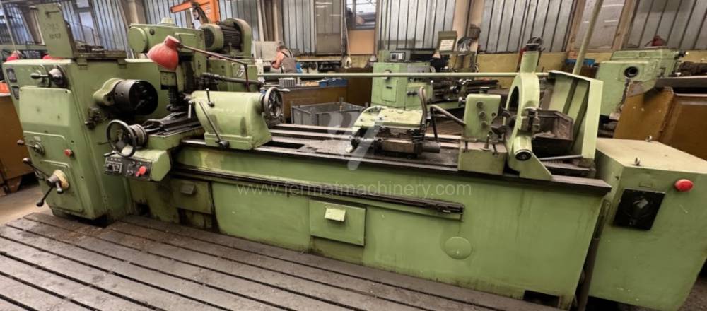 Maquinaria para fabricación de engranajes / Máquina de tallar engranajes por fresa-madre / ZFWVG 250x2000