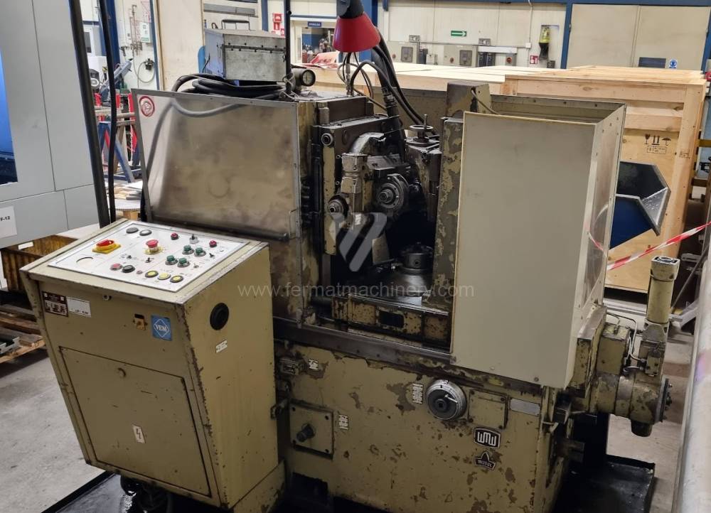 Maquinaria para fabricación de engranajes / Máquina de tallar engranajes por fresa-madre / ZFWZ 160 X 3