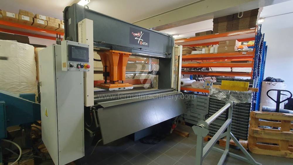 Misceláneas / Máquina de corte y punzonado / Sanshs Automa 30T