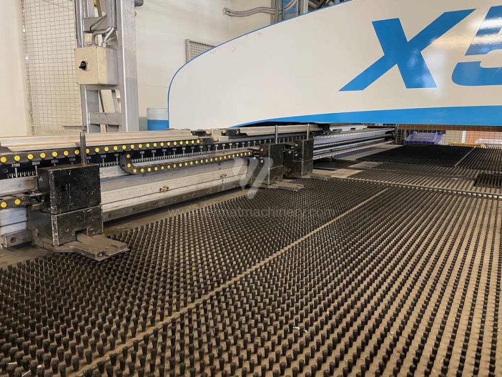 Misceláneas / Máquina de corte y punzonado / X5
