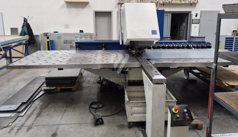 Misceláneas / Máquina de corte y punzonado / Trumatic 200R 