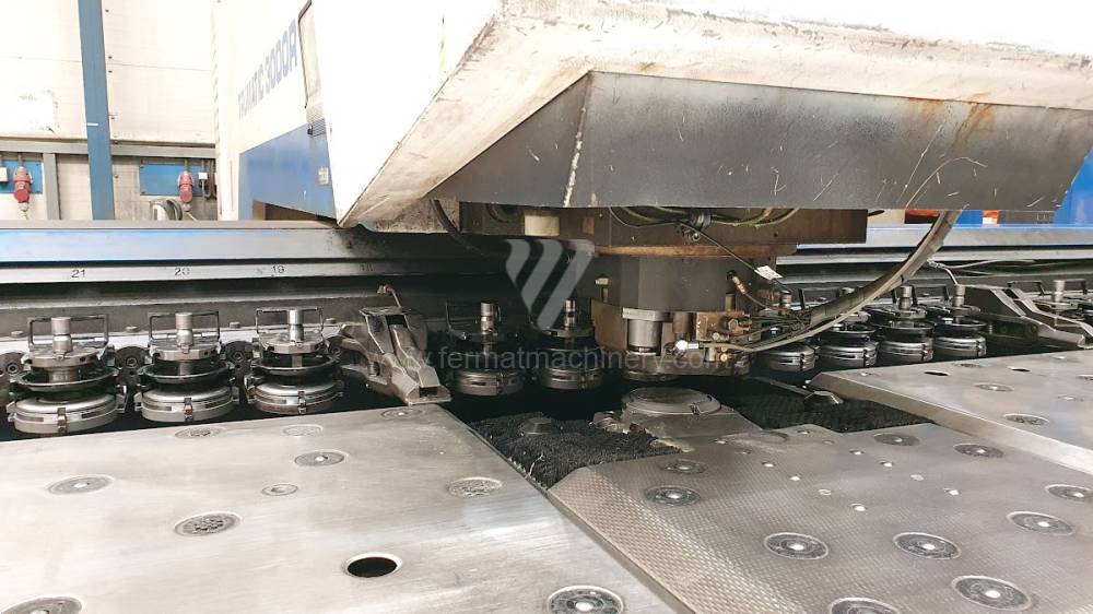 Misceláneas / Máquina de corte y punzonado / TRUMATIC 3000 R