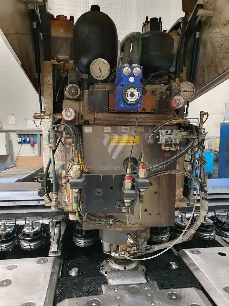 Misceláneas / Máquina de corte y punzonado / TRUMATIC 3000 R