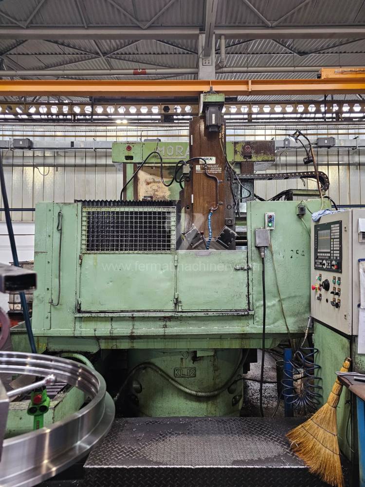 Torno vertical / Un stand / Morando KL 12 CNC