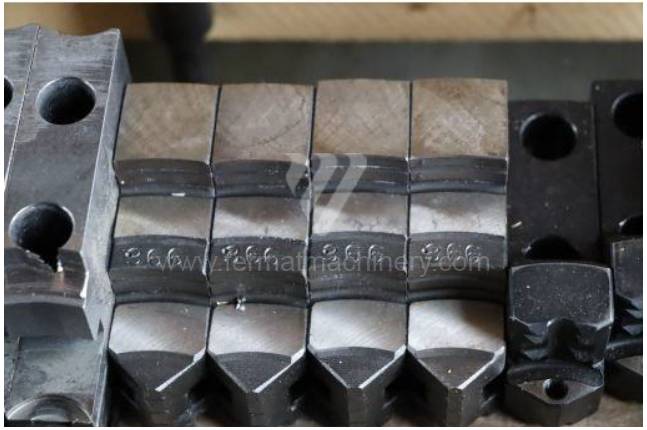 Masturn MT 32 CNC