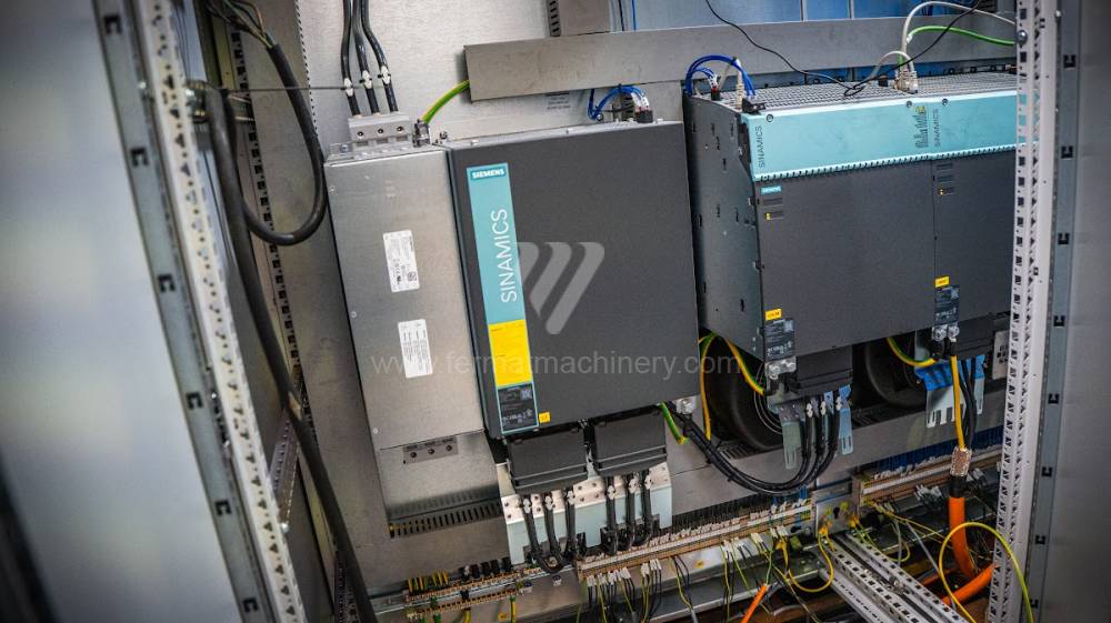 SKIQ 16 CNC