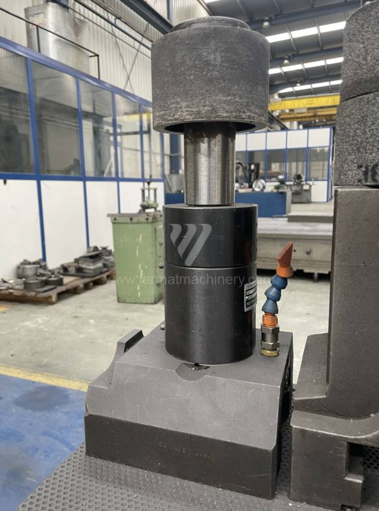 SKIQ 12 CNC