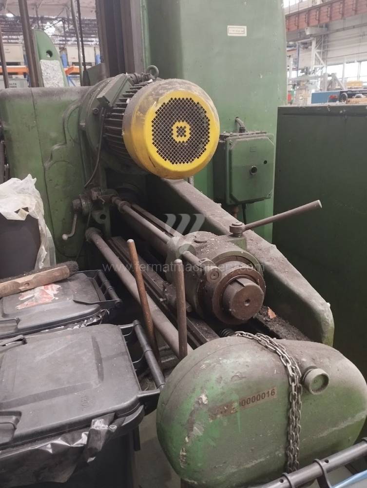 Vízszintes fúrómaró / Asztallapos - orsóátmérő 90 mm - től nagyobb / HWC 