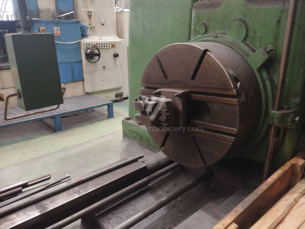 Vízszintes fúrómaró / Asztallapos - orsóátmérő 90 mm - től nagyobb / HWC 