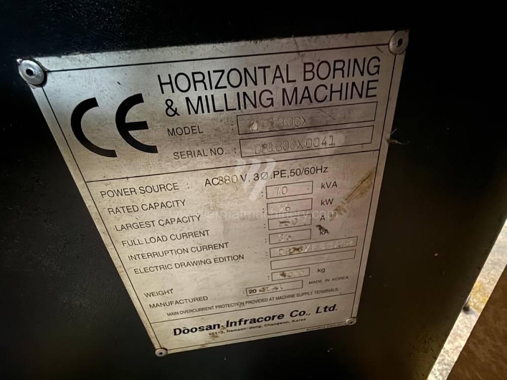 Vízszintes fúrómaró / Asztallapos - orsóátmérő 90 mm - től nagyobb / DB 130 CX