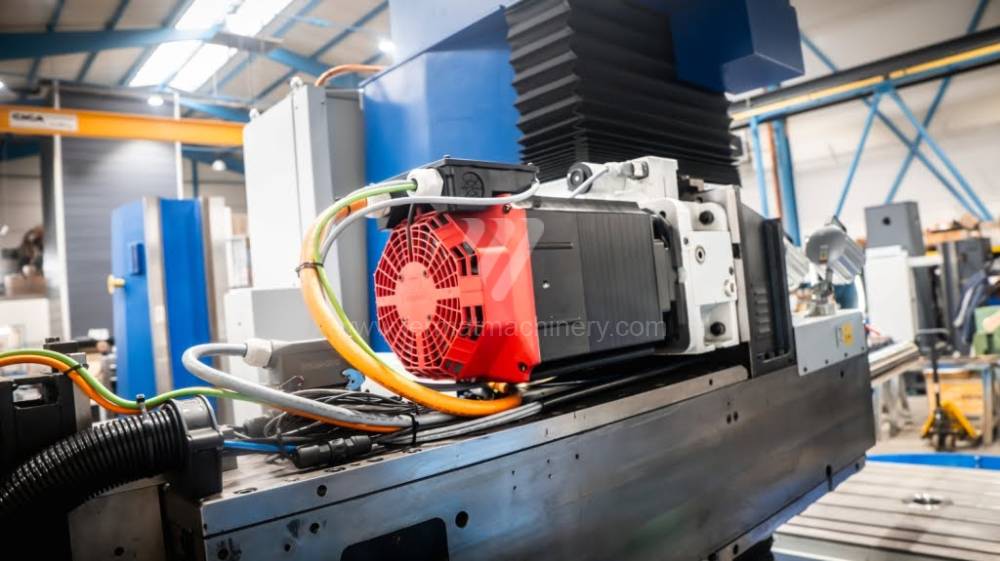 Vízszintes fúrómaró / Asztallapos - orsóátmérő 90 mm - től nagyobb / CraftMill 10