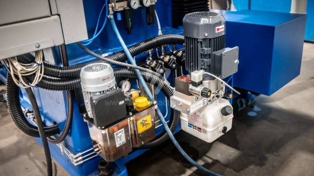 Vízszintes fúrómaró / Asztallapos - orsóátmérő 90 mm - től nagyobb / CraftMill 10