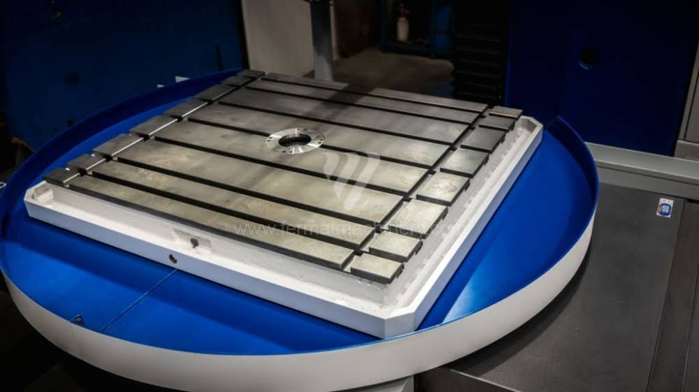 Vízszintes fúrómaró / Asztallapos - orsóátmérő 90 mm - től nagyobb / CraftMill 10