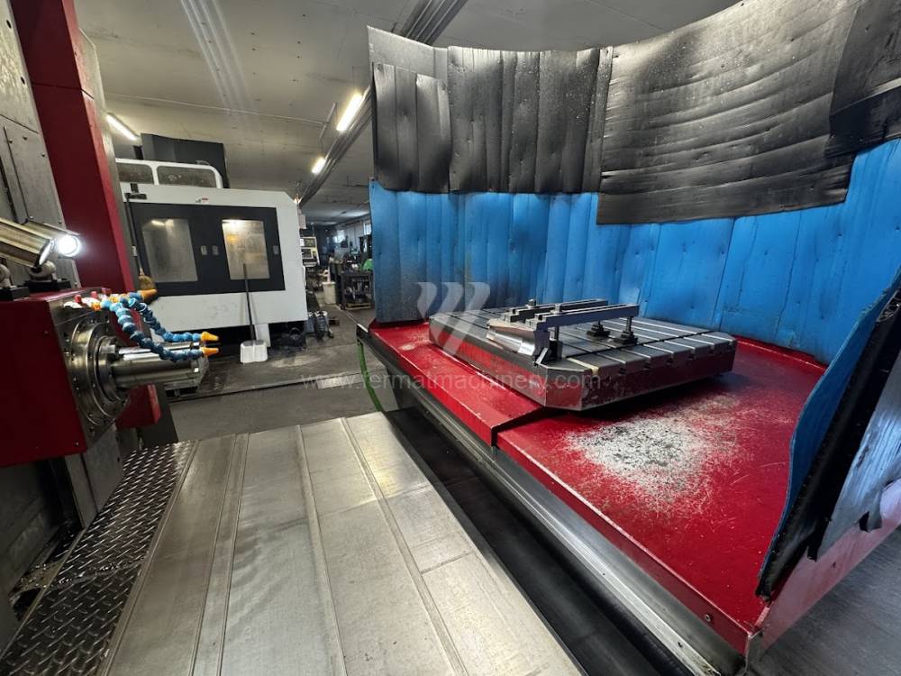 Vízszintes fúrómaró / Asztallapos - orsóátmérő 90 mm - től nagyobb / WFC 10 CNC