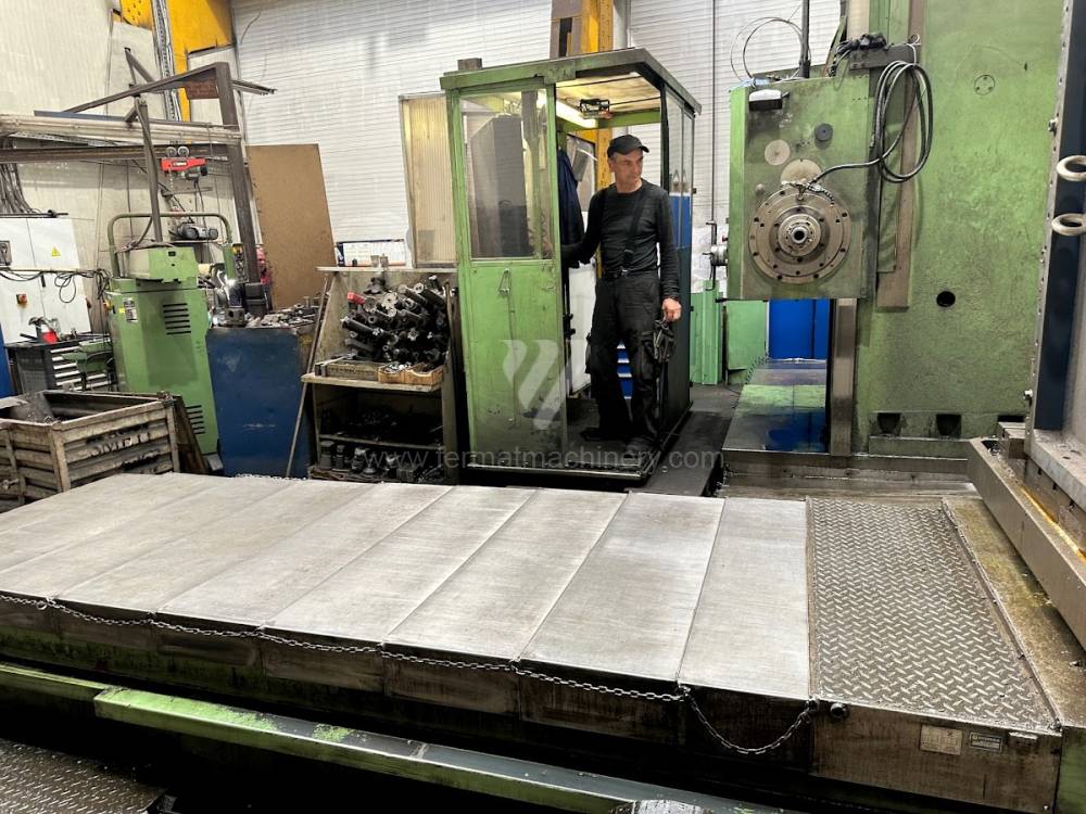 Vízszintes fúrómaró / Asztallapos - orsóátmérő 90 mm - től nagyobb / WHN 13