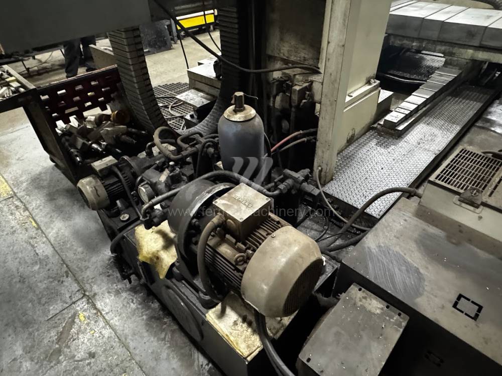 Vízszintes fúrómaró / Asztallapos - orsóátmérő 90 mm - től nagyobb / AF 110 CNC