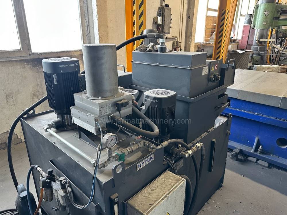 Vízszintes fúrómaró / Asztallapos - orsóátmérő 90 mm - től nagyobb / WHN 13 P CNC