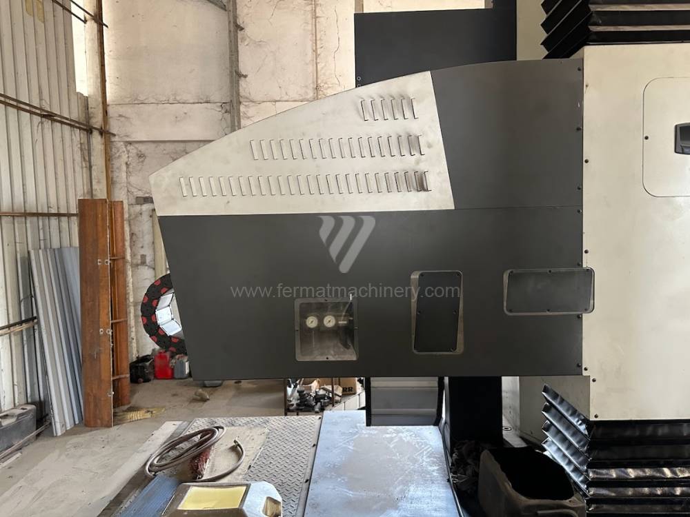 Vízszintes fúrómaró / Asztallapos - orsóátmérő 90 mm - től nagyobb / WHN 13 P CNC