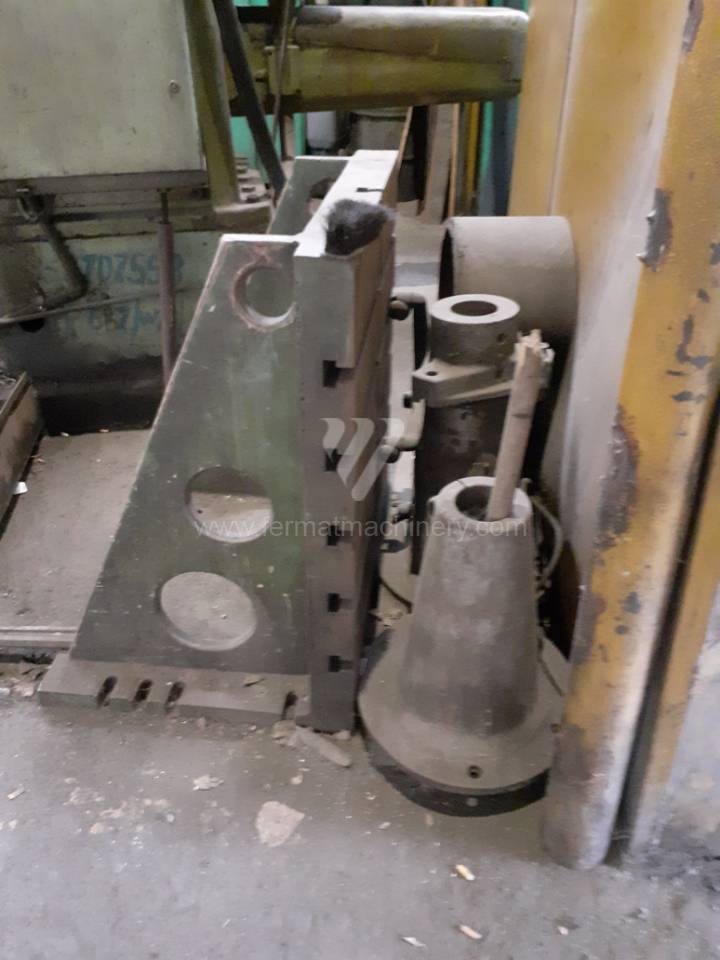 Vízszintes fúrómaró / Asztallapos - orsóátmérő 90 mm - től nagyobb / W 100