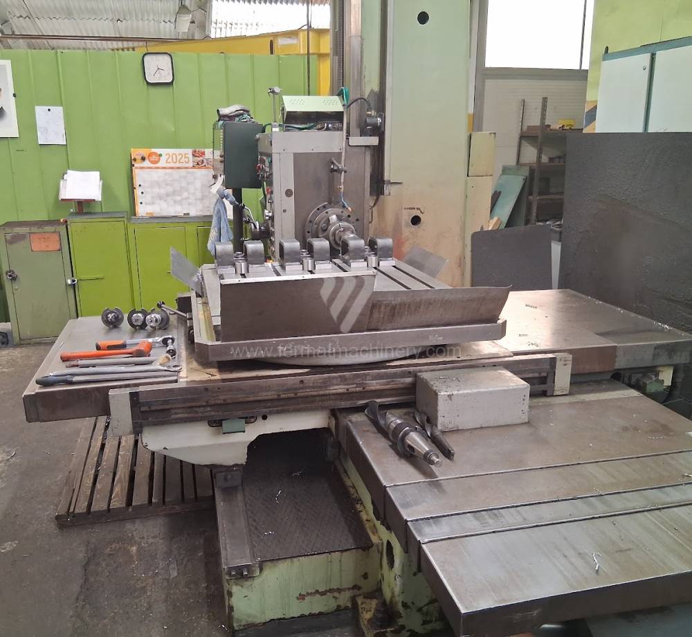 Vízszintes fúrómaró / Asztallapos - orsóátmérő 90 mm - től nagyobb / WH 10 CNC