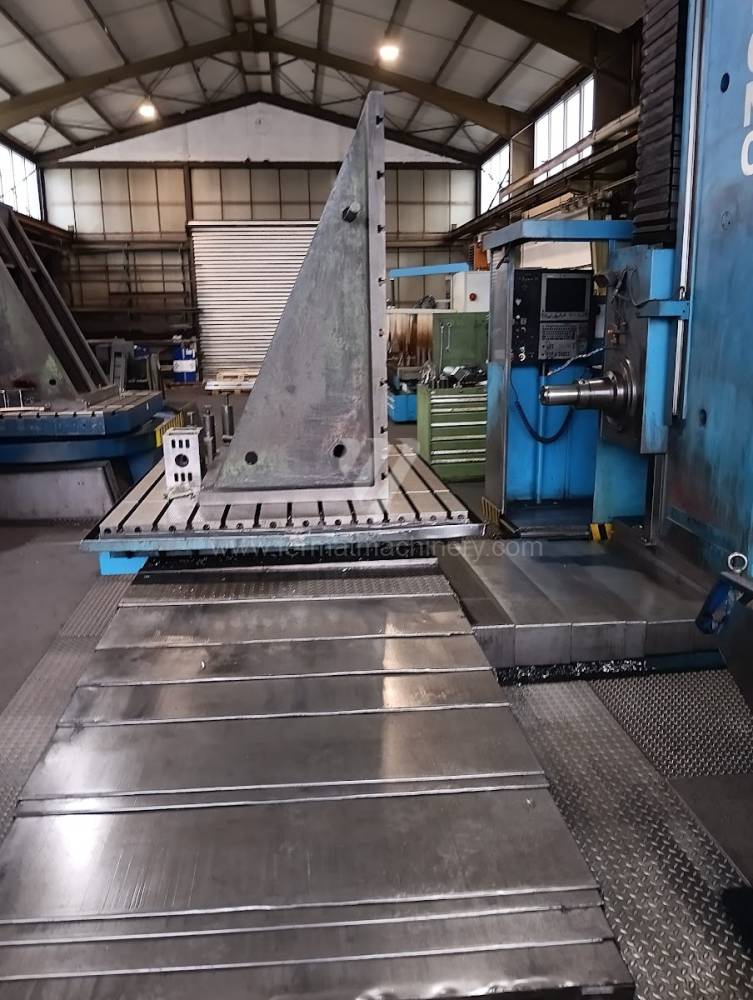 Vízszintes fúrómaró / Asztallapos - orsóátmérő 90 mm - től nagyobb / WHN 13 CNC