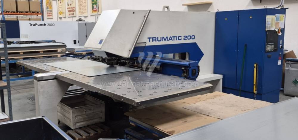 Altre macch. / Macchina di taglio e punzonatura / Trumatic 200R 
